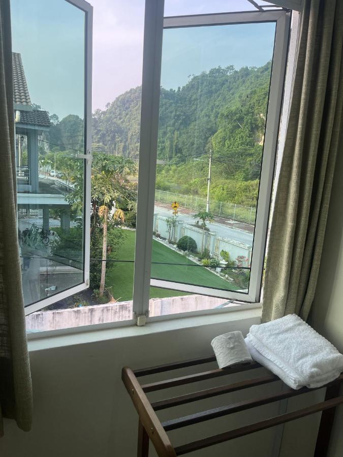 Low Season Promotion! 4B11B Mountainview 16 Pax Ipoh Eksteriør billede